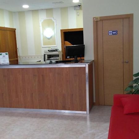 Pension Calfred II Logrono Ngoại thất bức ảnh
