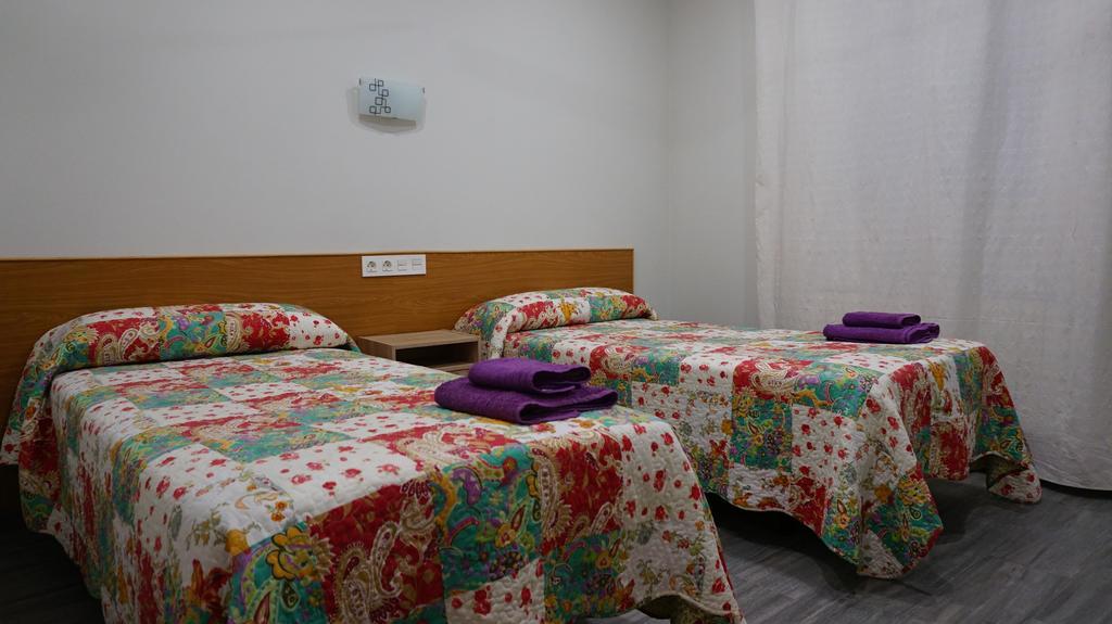 Pension Calfred II Logrono Ngoại thất bức ảnh